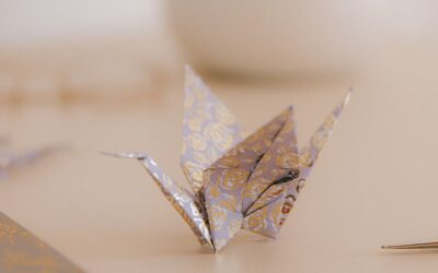 Plier, souffler, ralentir : crée avec des origamis